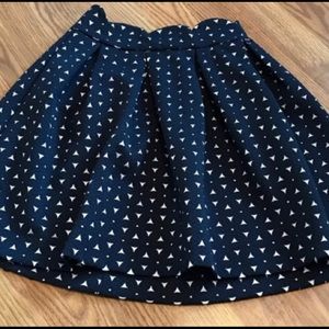 Anthropologie Alya navy and white skirt